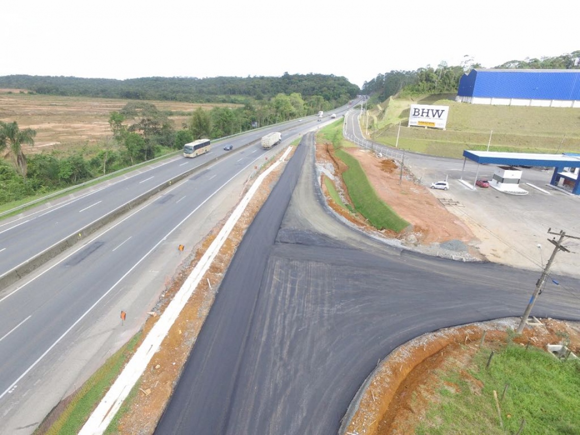 Adrimar - Terraplenagem, Construção e Pavimentação